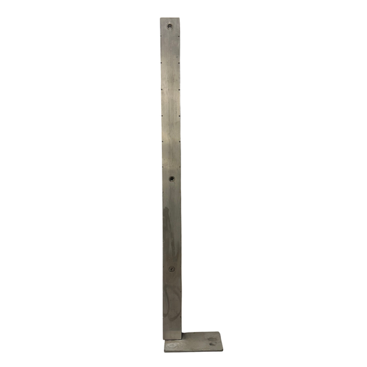 Aluminiums murerhjørne højre 2450 mm med fod - Guldborg Murerhjørner  VARE NR: 3310